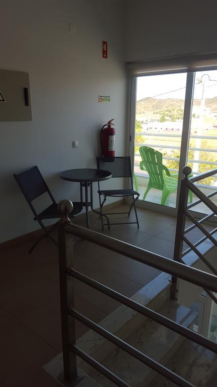 Hospedaria Flor Do Guadiana メルトラ エクステリア 写真
