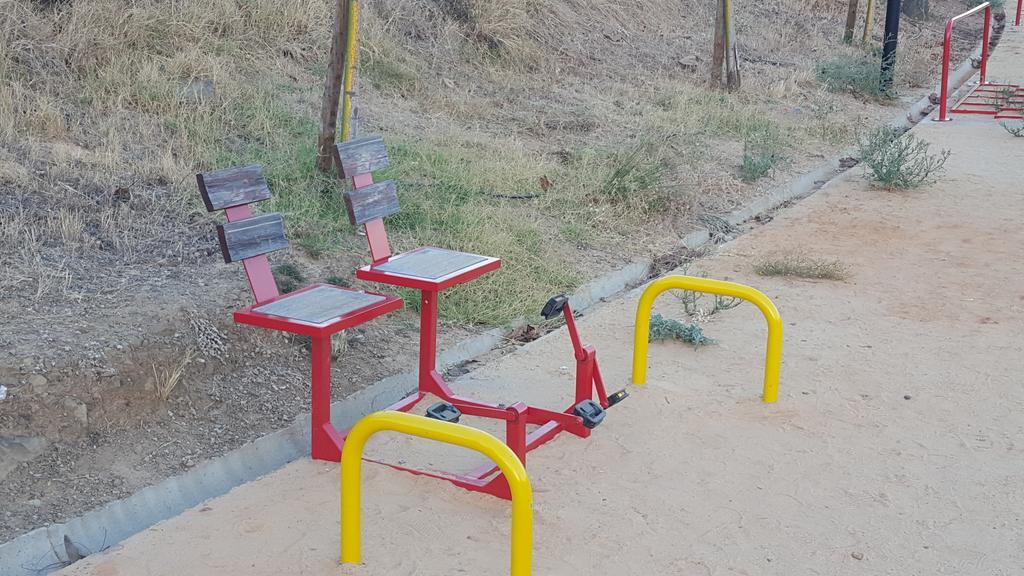 Hospedaria Flor Do Guadiana メルトラ エクステリア 写真